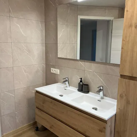 De La Roseraie Florenville