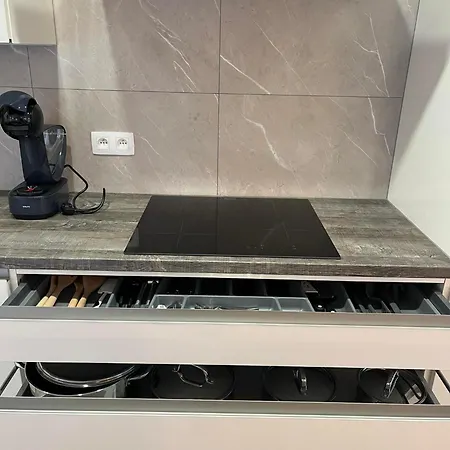 De La Roseraie Apartmanhotel Florenville